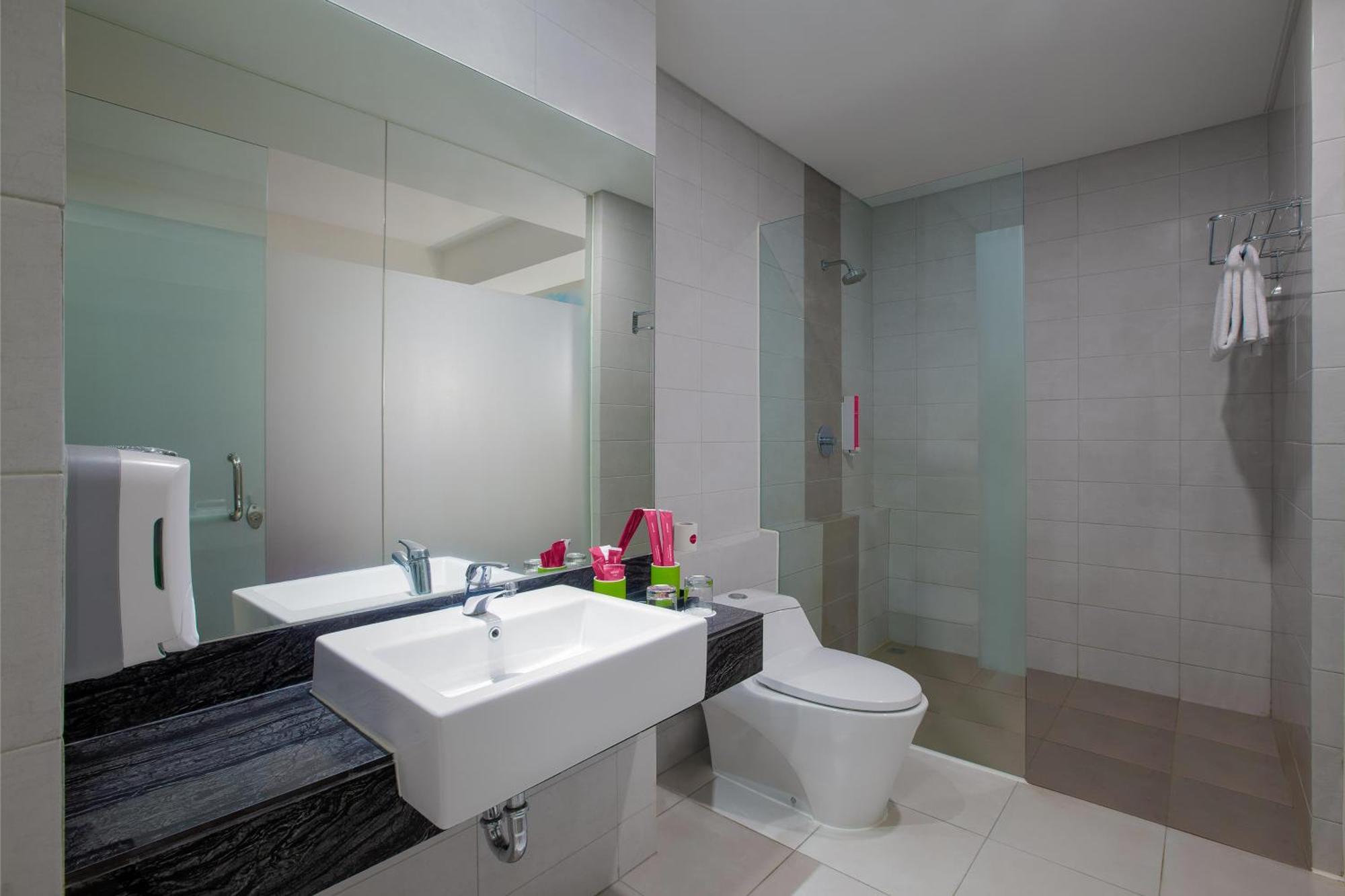 Favehotel Sidoarjo Exterior foto