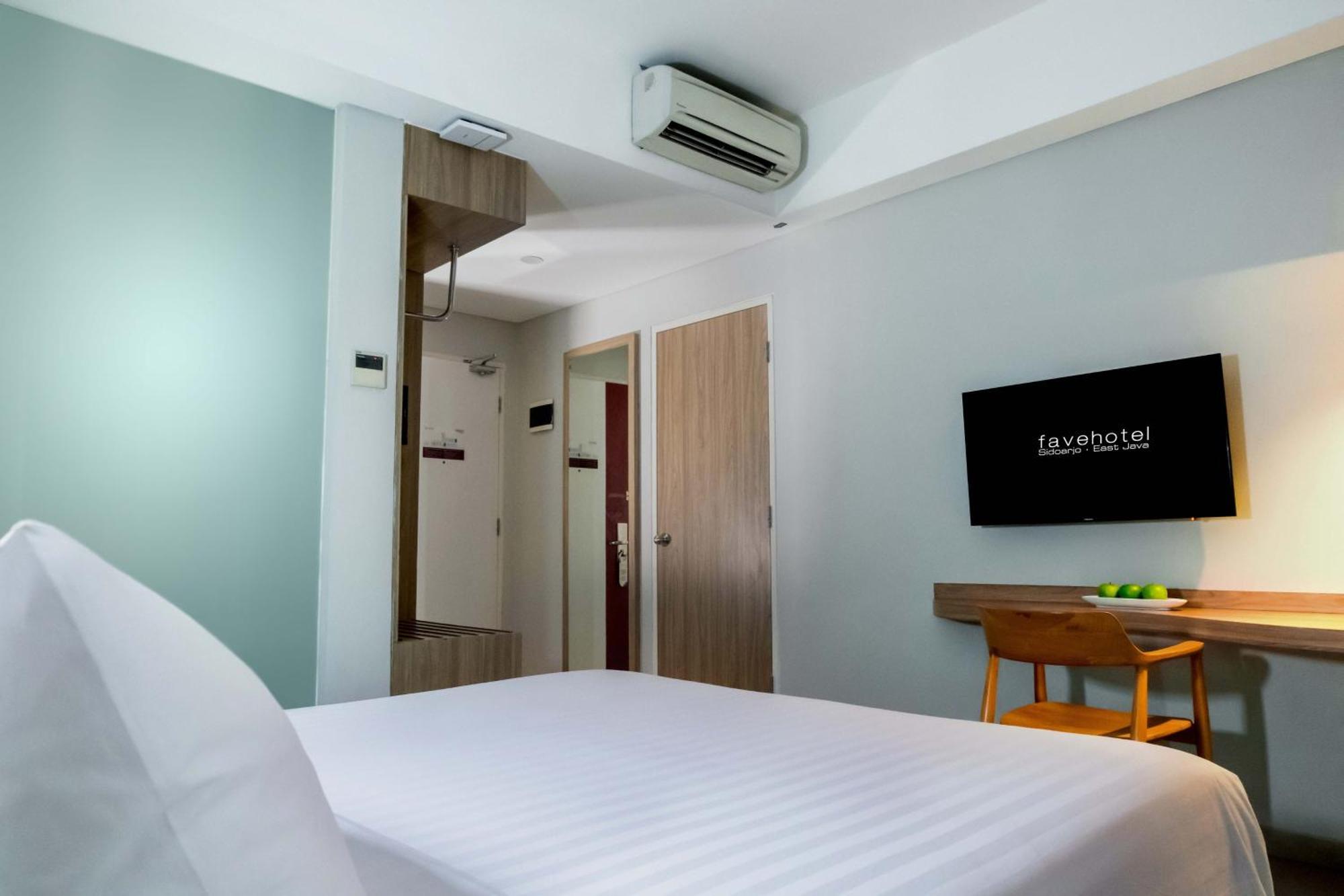 Favehotel Sidoarjo Exterior foto
